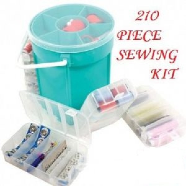 Trusa Sewing Kit 210 piese pentru cusut 